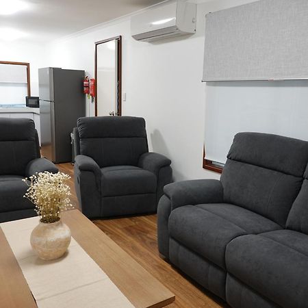 The Olive Shack Apartment Corrigin Luaran gambar